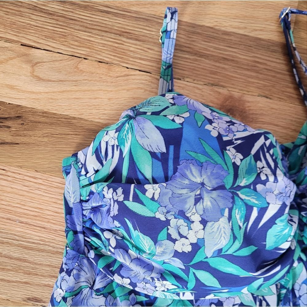 NWT A Shore Fit Kofi Mesh Tummy Solutions Flared Bandeau Swim Top 14 - Picture 5 of 6